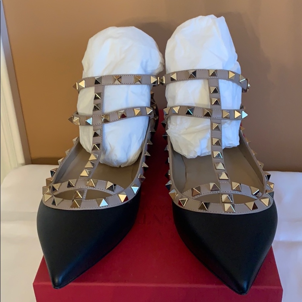Valentino Flats